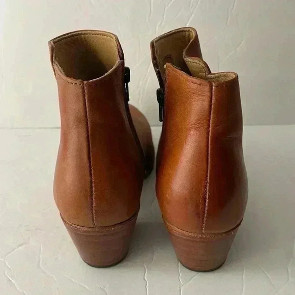 Adelante Brown Leather The Granada Ankle Boot - Picture 6 of 9